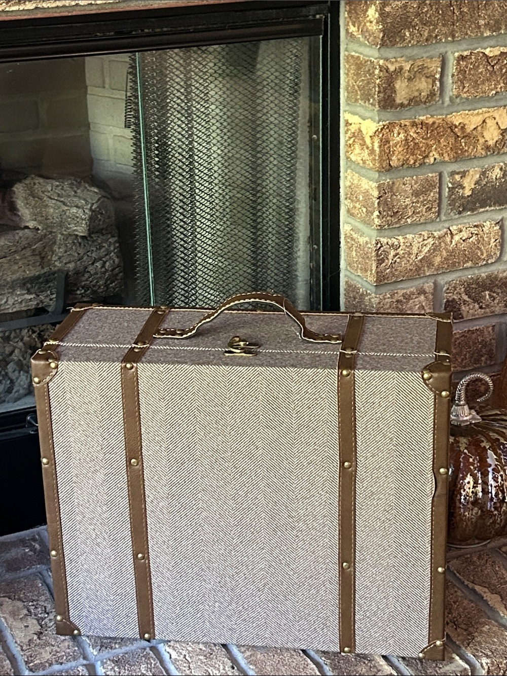 NEW! Vintage Inspired Houndstooth & Faux Brown Leather Suitcase Storage Trunk